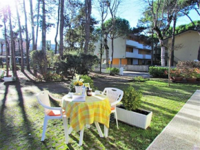 Lovely apartment in Bibione with private terrace